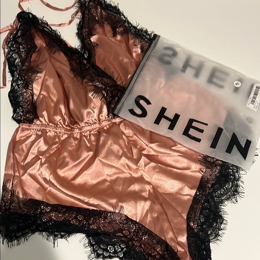 SHEIN Pink and Black Lace Trim Satin Teddy ⭐️